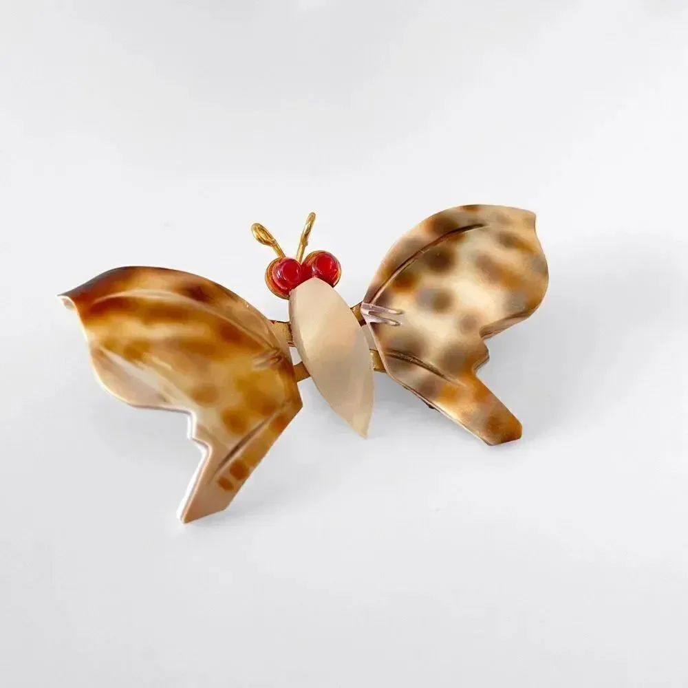 Vintage Shell Butterfly Pin